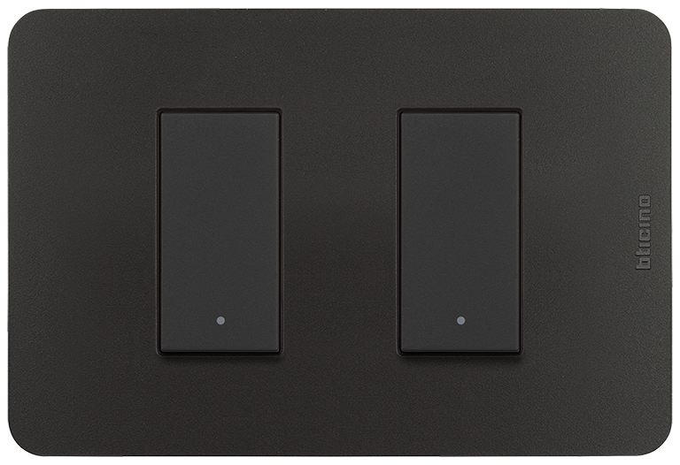 Placa de resina  color Negro Mate 2 mod. (Incluye chasis) 1323120