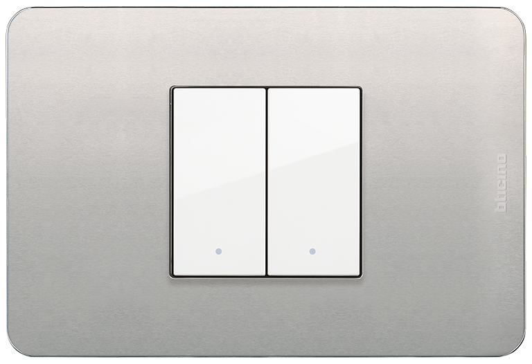 Placa de aluminio color Aluminio Natural 2 mod. Centrados (Incluye chasis) 1323126