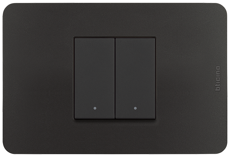 Placa de resina  color Negro Mate 2 mod. Centrados (Incluye chasis) 1323129
