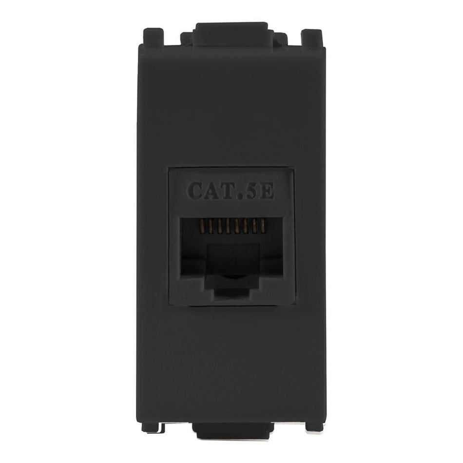 Toma De Computo De 8 Hilos Jack Rj45 Cat5E Negro Serie Alpha Ec9711