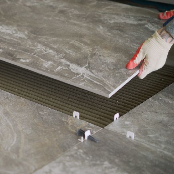 Porcelánico Gris CEMIX - aplicación en piso de porcelanato