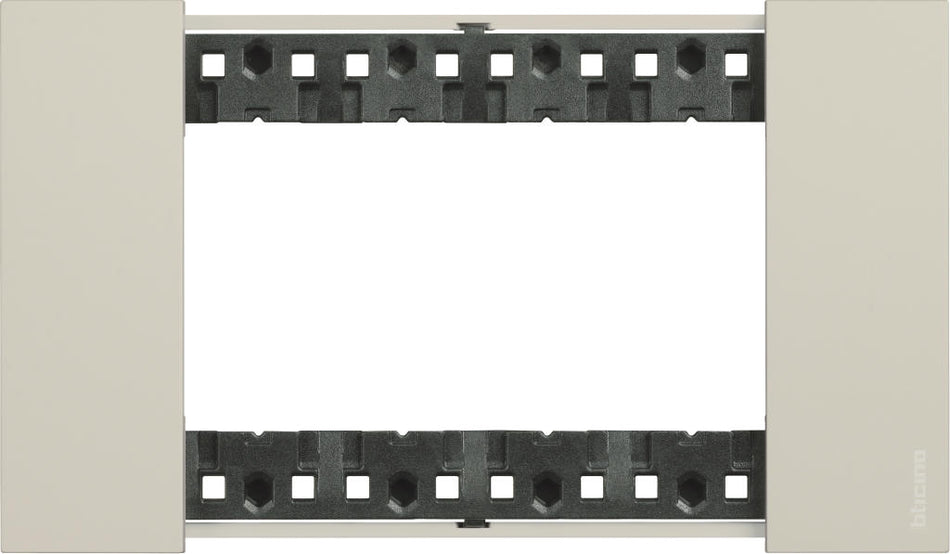 Placa Eléctrica Color Arena de 4 Módulos Bticino Ka4804Km, PP0690